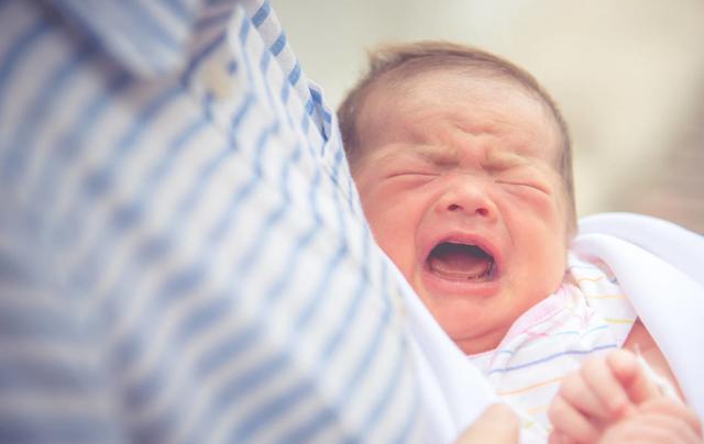 【宝宝】别大意新生婴儿怕冷还是怕热？很多新手父母都搞错了