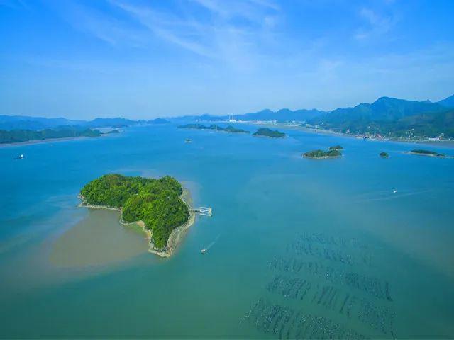 山伍成群51小长假阿福老师喊你去宁海湾海上千岛湖嬉戏开