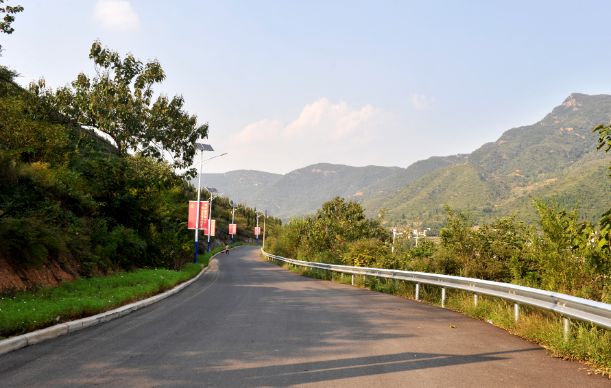 巩义市涉村镇西沟村:美丽乡村建设,项目引领,基础先行