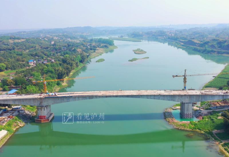 打通泸县到江阳区的快速通道海潮沱江大桥预计7月通车