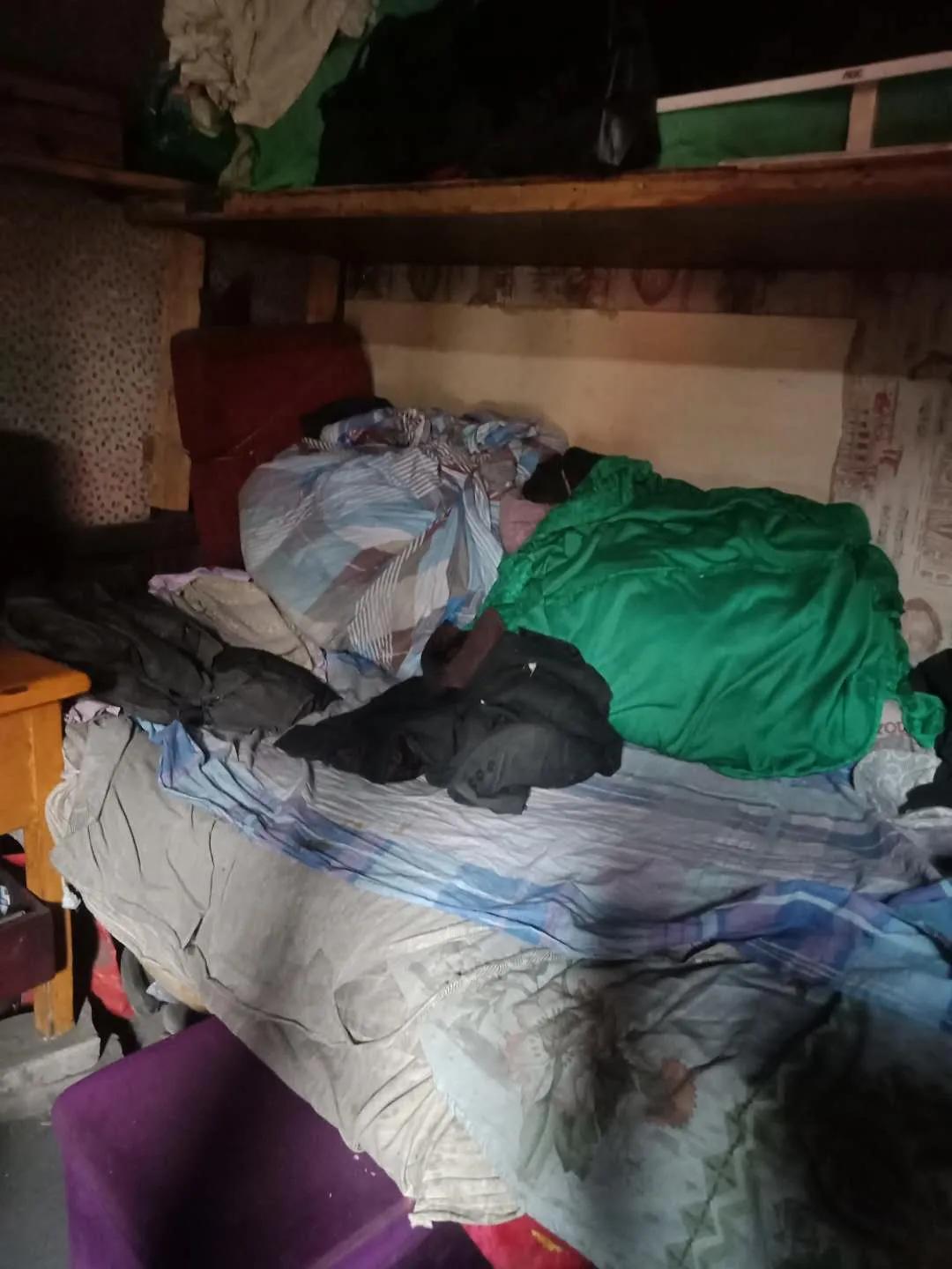 清水慈善兰州分会为兰州市贫困家庭送爱心物资