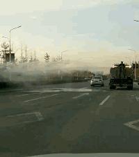45,见义勇为的洒水车!