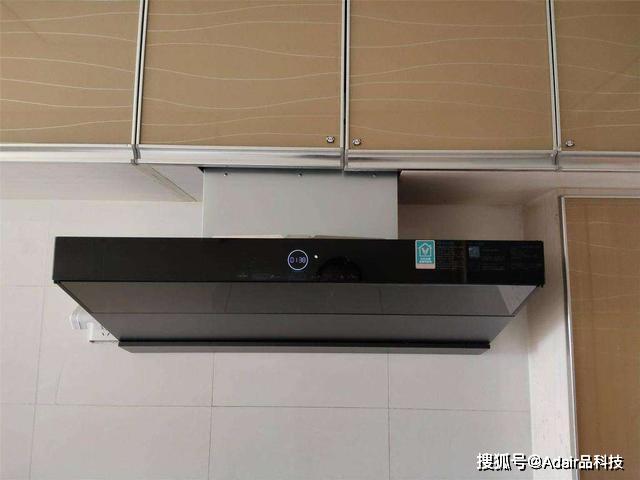8ac30fd904e84bc5bf50983a5de976a1.jpeg