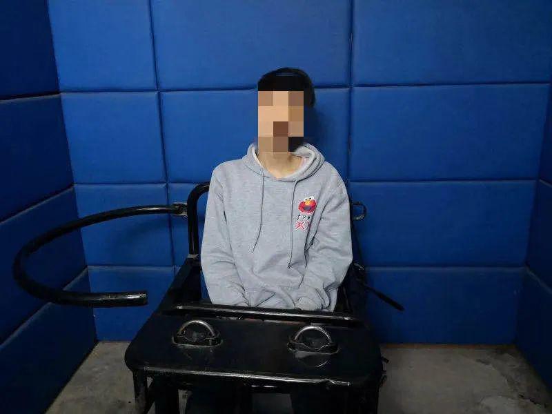 揭阳男子吸毒被发现后竟持剪刀自残,民警制止反被划伤