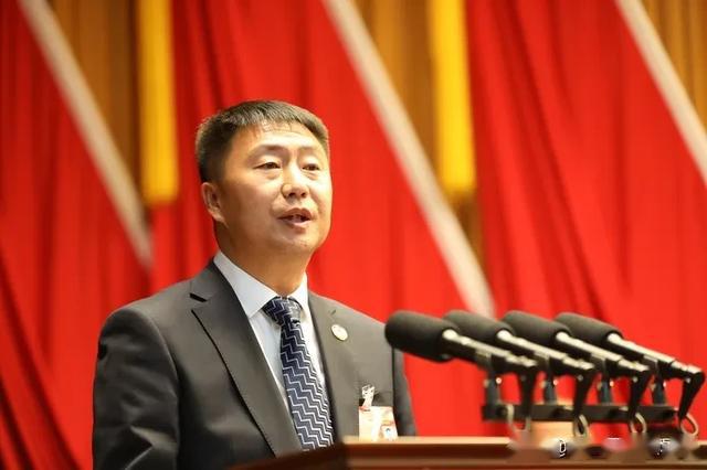 政协伊金霍洛旗第十三届委员会第四次会议开幕
