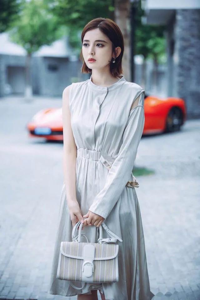 新疆籍女艺人颜值排行榜,热巴第二娜扎第三,哈妮克孜夺冠!