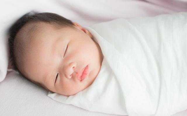 【宝宝】别大意新生婴儿怕冷还是怕热？很多新手父母都搞错了