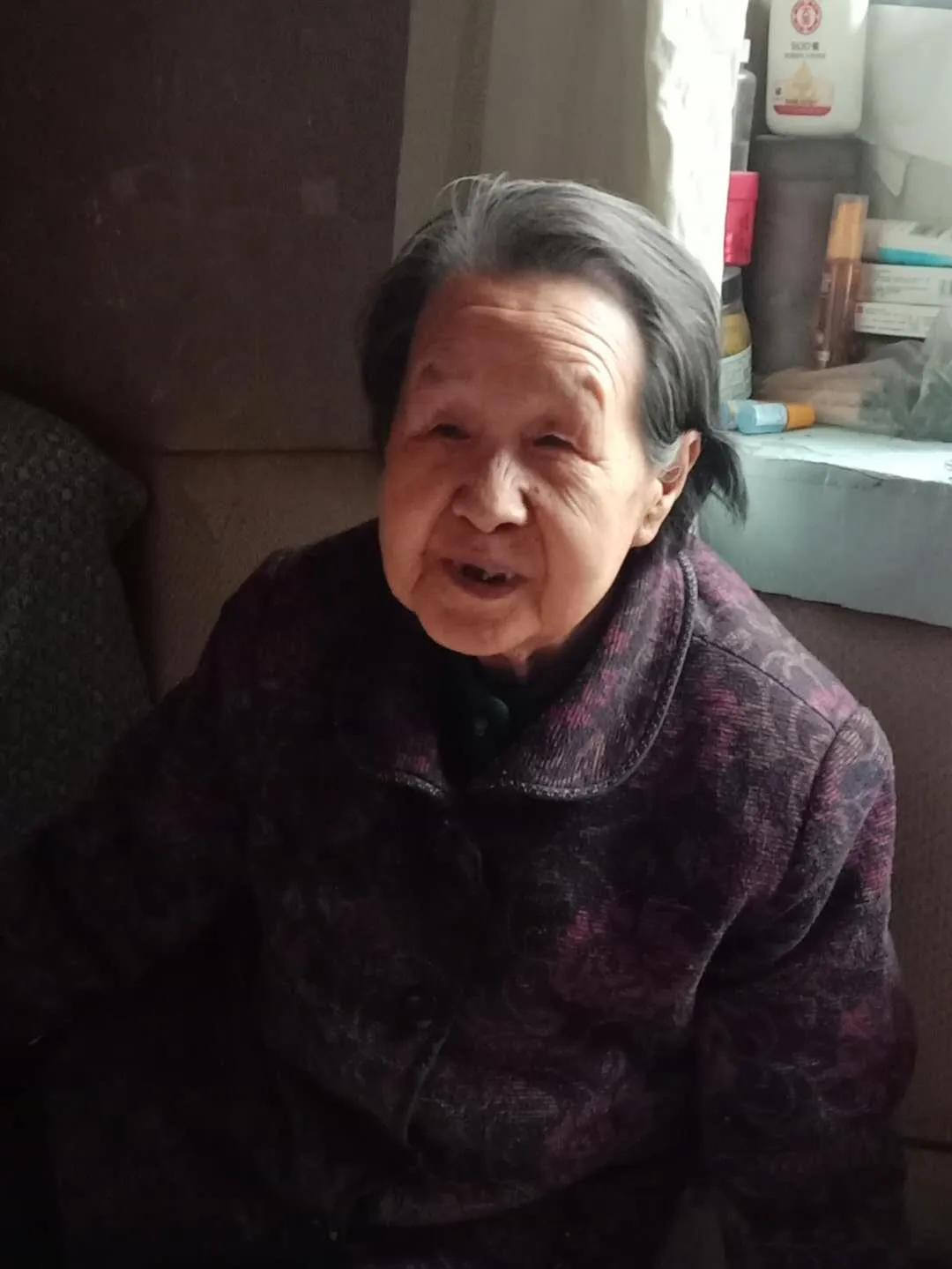 清水慈善兰州分会为兰州市贫困家庭送爱心物资