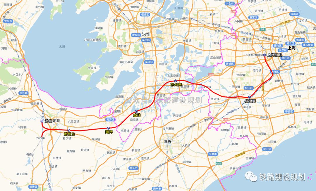 线路在湖州与商合杭铁路,宁杭高铁,湖杭高铁衔接,在苏州吴江与通苏嘉
