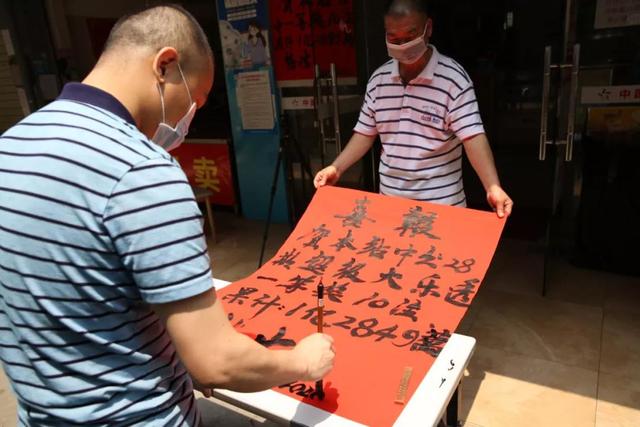广东1.28亿得主现身领奖！公司快要倒闭，现在资