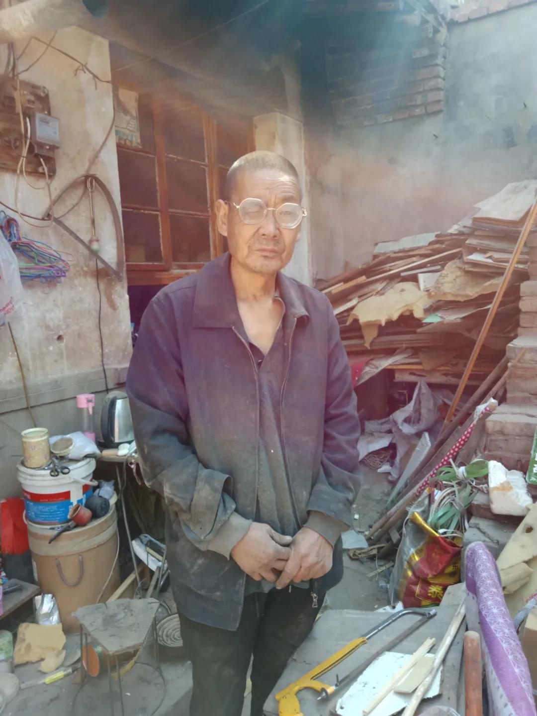 清水慈善兰州分会为兰州市贫困家庭送爱心物资