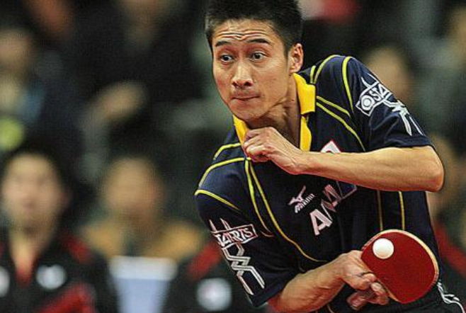 他本是中国乒乓球天才，为求出场机会加入日本国籍，终成日乒一哥