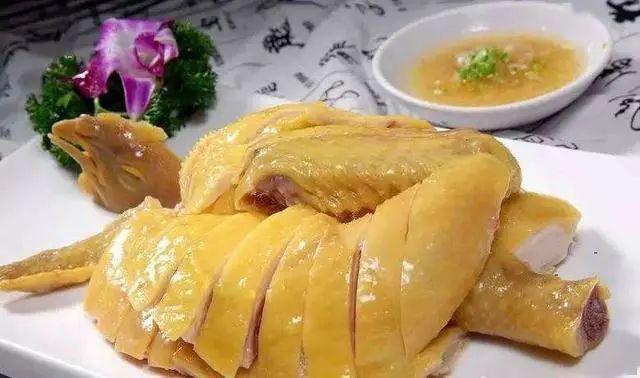 水蒸鸡水蒸鸡也是一道比较清淡,原汁原味的广东鸡菜之.