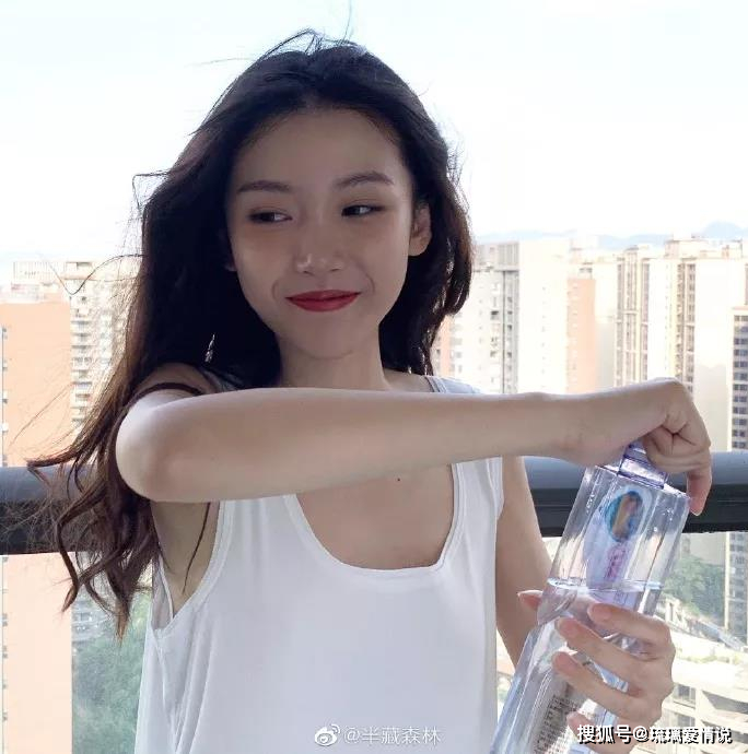 陈年旧事:是不是每个男人都喜欢像半藏森林那样的女孩