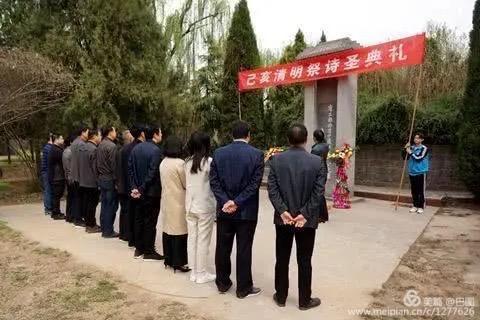 洛阳成长的大诗人,死后归葬首阳山,探访偃师杜甫书院