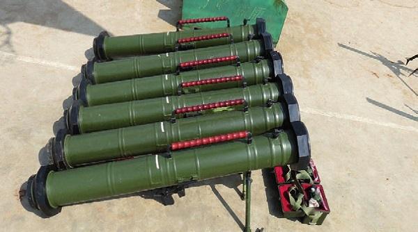 详解国产pf98式120毫米反坦克火箭的安全使用办法