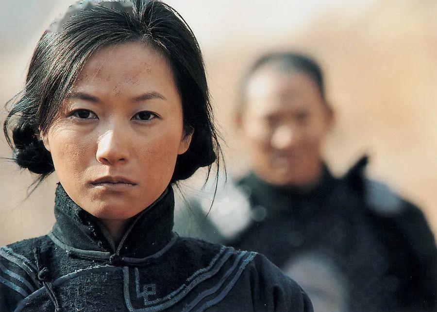 陈可辛就对女性角色有多友善,《投名状》中徐静蕾扮演的二嫂跟庞青云