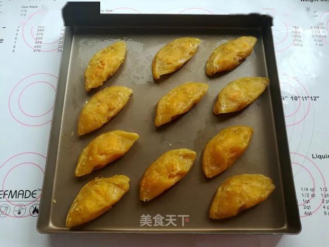 蛋挞皮的做法烤箱教程 7d8a7f3a7fa940b892d2a6e9524bea1e.jpeg