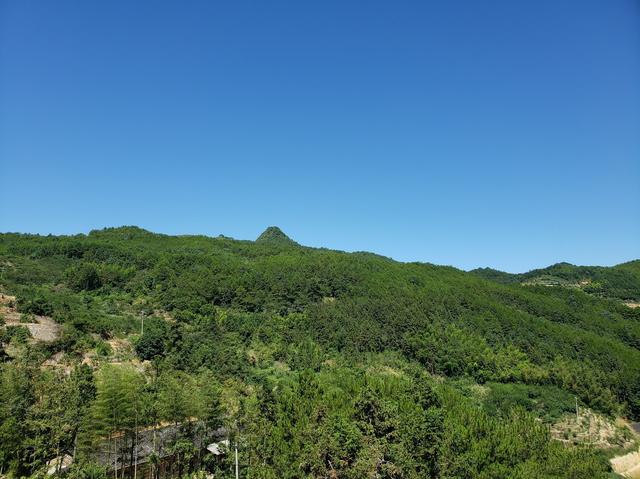 登翠屏山俯瞰烟波浩淼水天一色