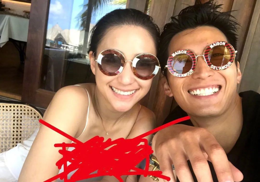 赌王女儿何超莲颜值不低！窦骁晒偷拍照颜值能