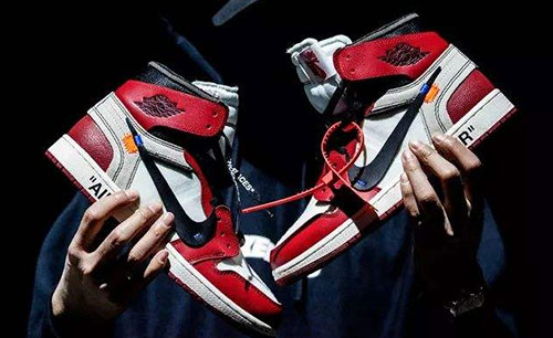 “炒货”凉了：一双鞋5个月直降2000元，炒鞋风头