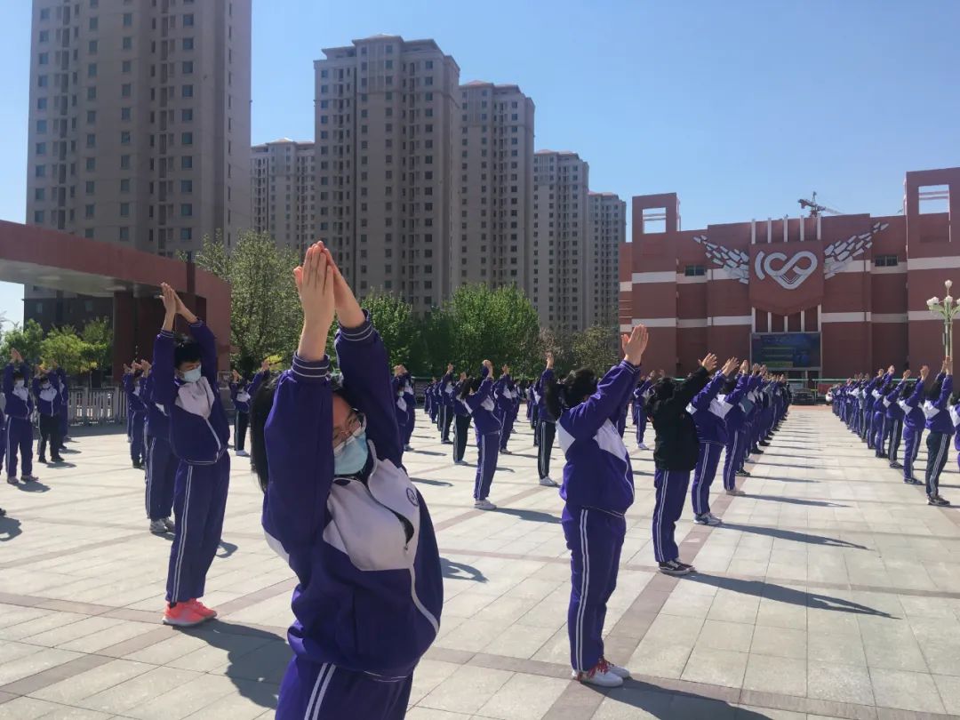 天津市第一百中学复课开展课间特色体育活动