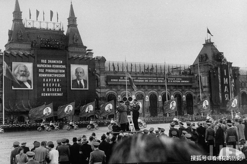 原创苏联老照片 1958年五一劳动节 莫斯科红场的盛大庆祝活动