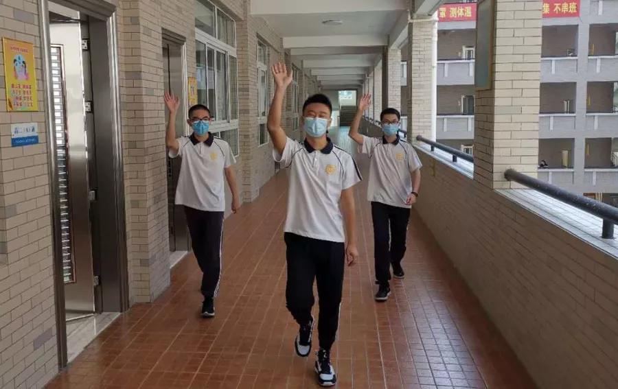 东莞市虎门外语学校高三师生复学三天掠影,薄云渐散笑脸扬,蓄力奋发