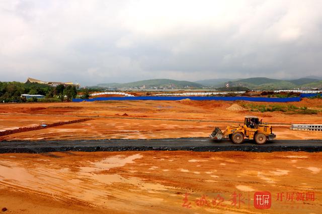 西双版纳2021gdp_2021年西双版纳泼水节