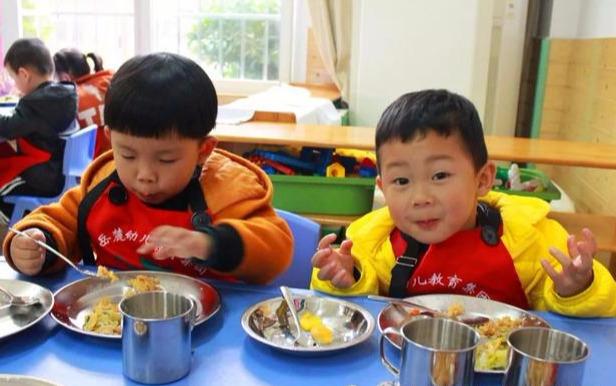 医生@医生:再吃长不高,孩子将来会怪你3种“毒食”正悄悄偷走钙