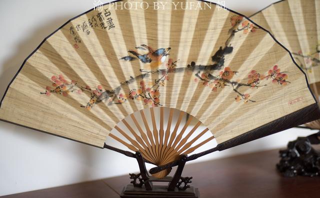 中国三大名扇之一的荣昌折扇，有400年历史的国家非物质文化遗产