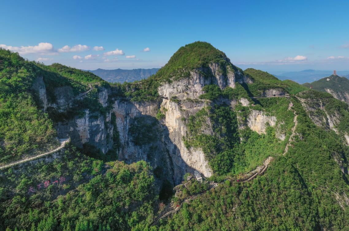 张文斌说五一节以室外旅游为主就去云阳龙缸