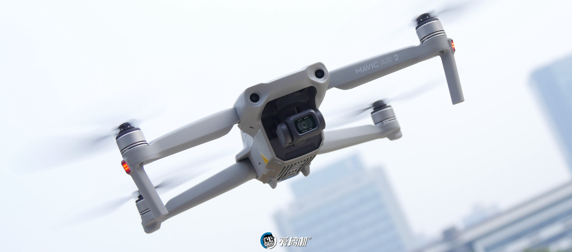 「Mavic」8K延时+4800万像素真香 大疆御Mavic Air 2 评测，