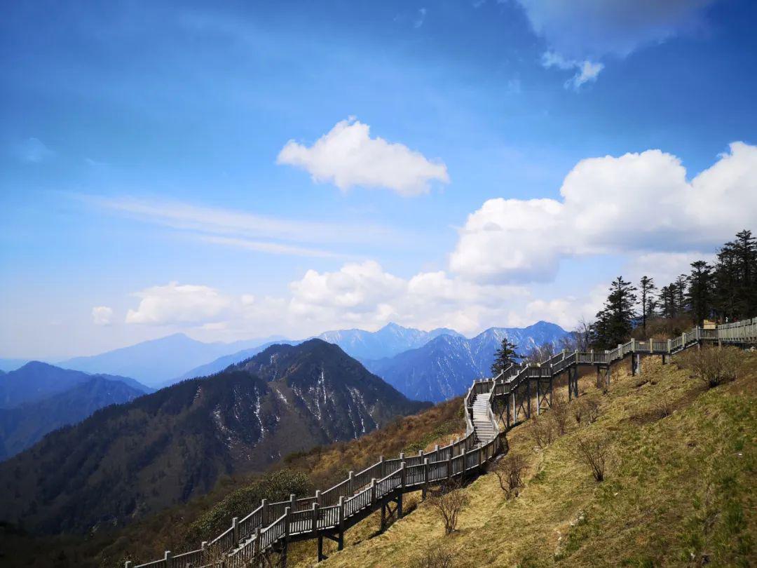 图据西岭雪山景区