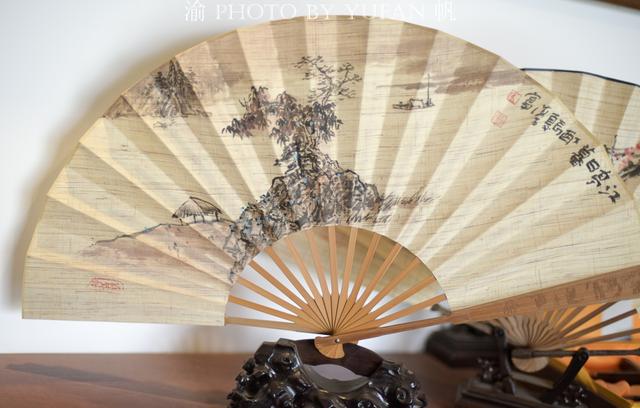 中国三大名扇之一的荣昌折扇，有400年历史的国家非物质文化遗产