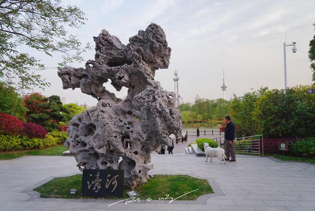 除苏州外，江苏还有一座城市与上海接壤，GDP近万亿，潜力超苏州