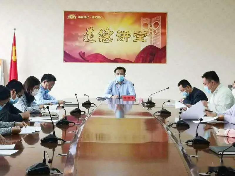 工业经济总量的概念_世界经济总量图片(2)