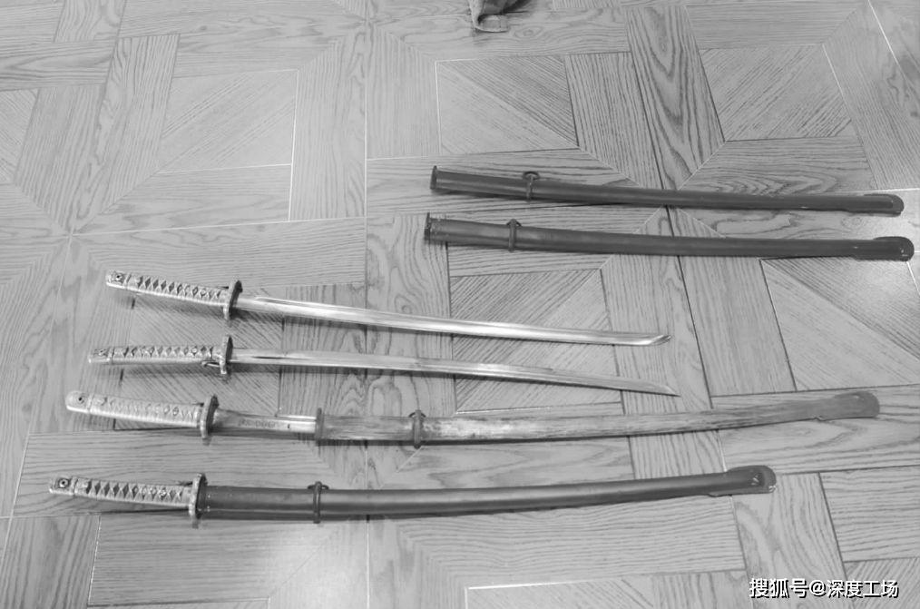 河南老农藏有日本军刀，日本人天价求购：网友称不能为钱出卖国家_搜狐网