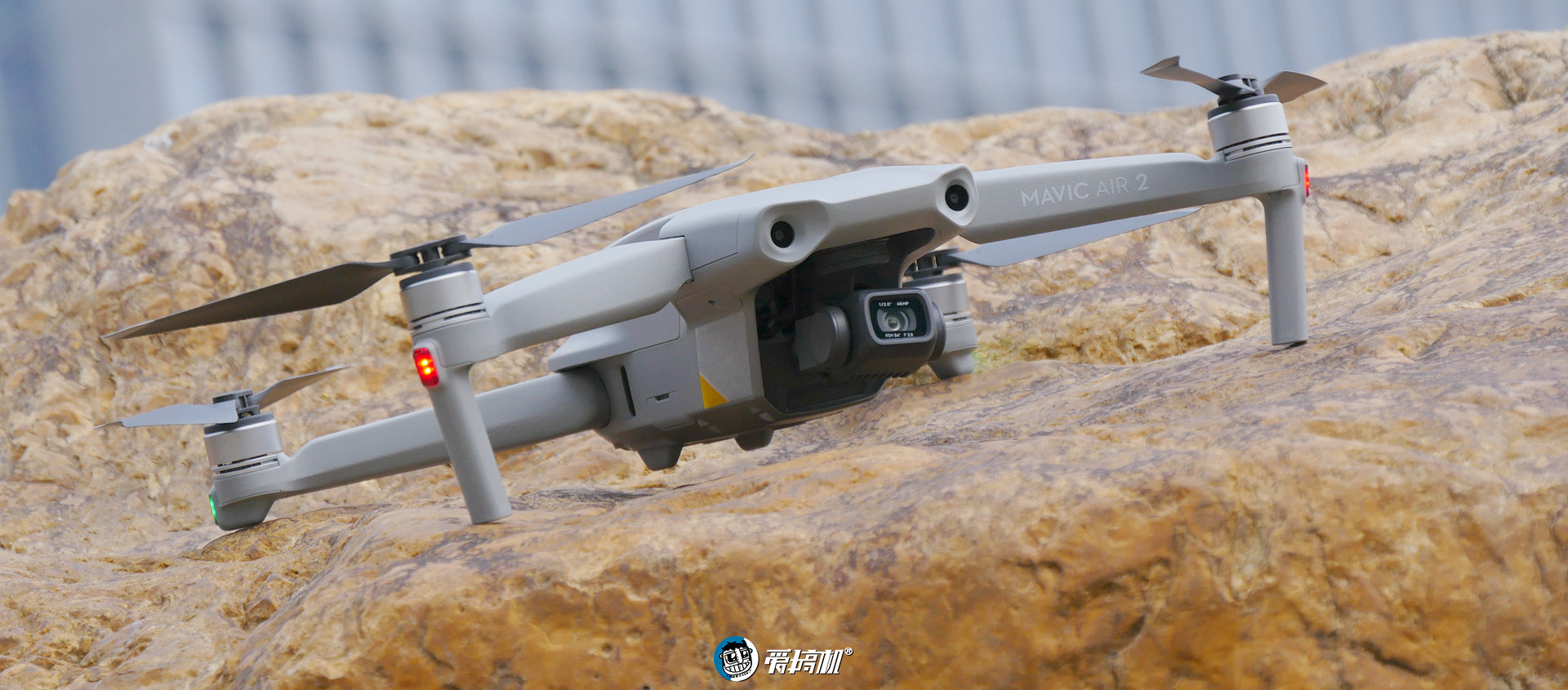 「Mavic」8K延时+4800万像素真香 大疆御Mavic Air 2 评测，