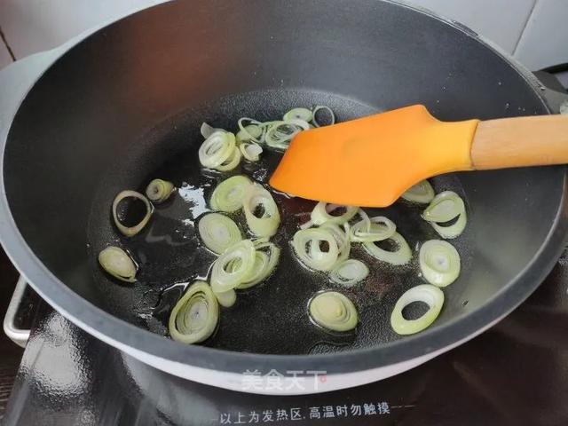 怎么切藕片不碎 cf6f7e438bb241d5a6bc5f216e57785c.jpeg