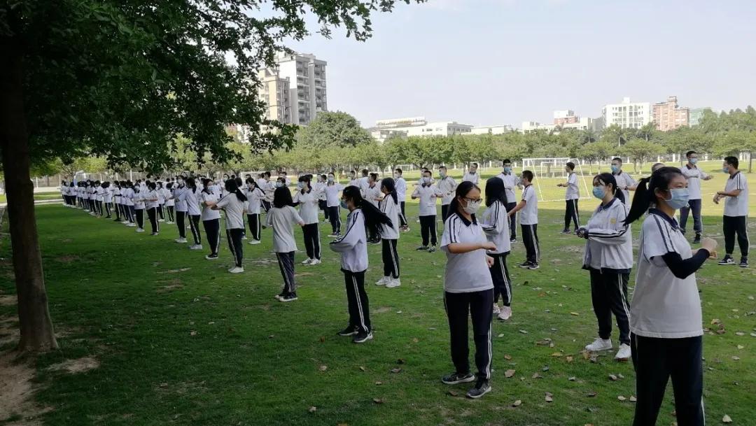 东莞市虎门外语学校高三师生复学三天掠影,薄云渐散笑脸扬,蓄力奋发