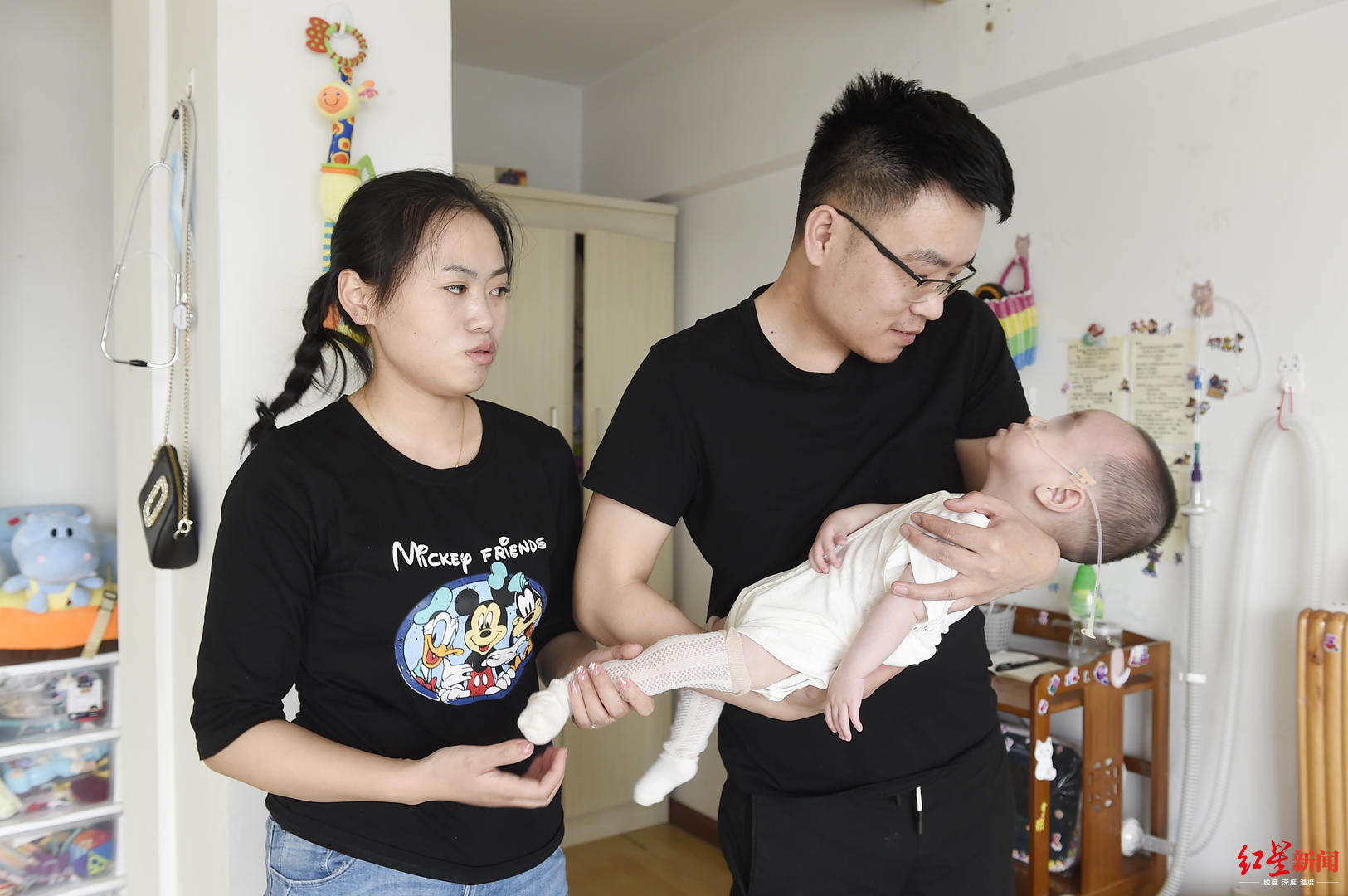 妈妈@这位妈妈自学医护知识变身“超人妈妈”儿子不到1岁六进六出ICU