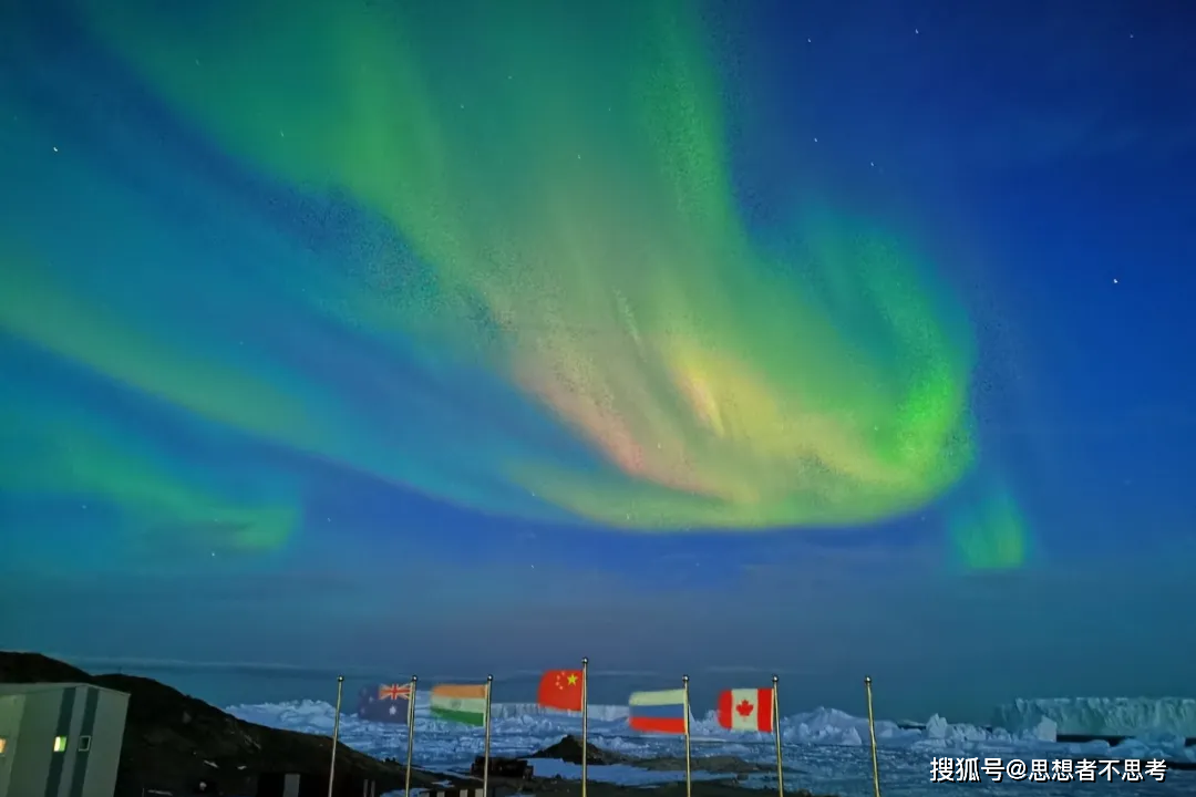 什么样的天气可以看到极光 f012ccaff0094cc2a400f2b959351de2.png