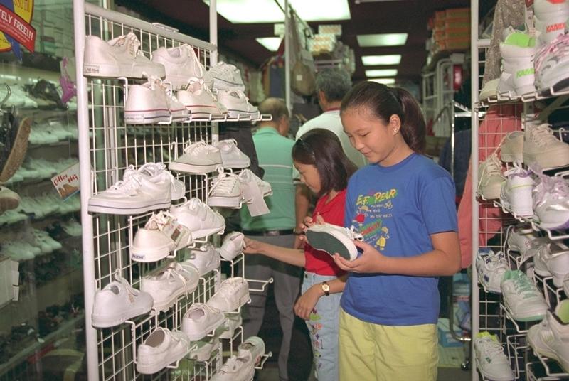 健康鞋专卖直播间 f1a39de48496474bbf559085b3e1e3be.jpeg