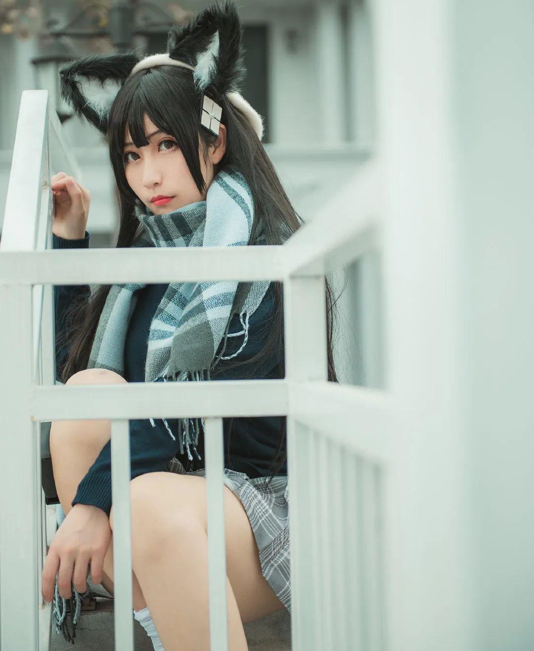 《峡谷风云榜》少女前线cosplay:95式 纯白毕业祭