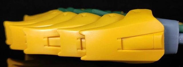 毒蛇高达：78民间测评：老物考古 MIA 毒蛇高达，