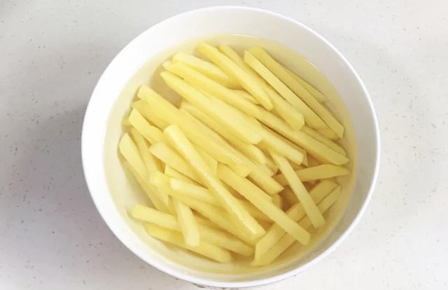 土豆裹粉怎么用 fa0b225ade8d42f08d344acdb20613c2.jpeg