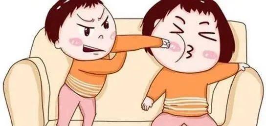 当小孩子愤怒时,出现打骂妈妈的现象,妈妈应该怎样做表示界限感?