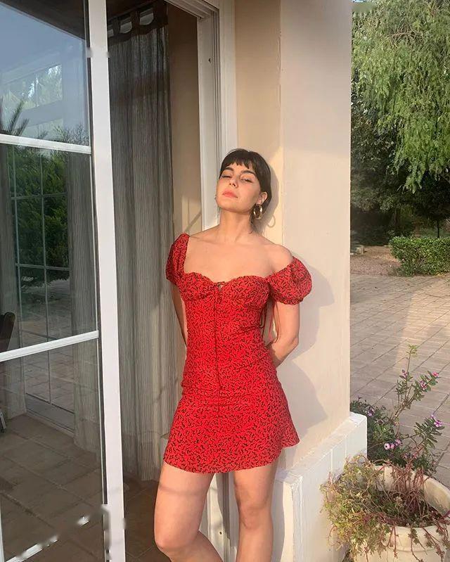 『夏日』穿着印花裙～我和夏日有个约会