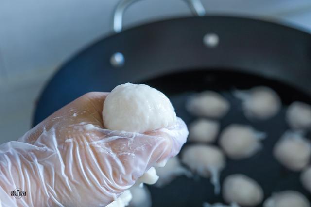 自己怎么做鱼丸比较q弹 75b4e82b86e84b898b64ae8b5a57dbc6.jpeg